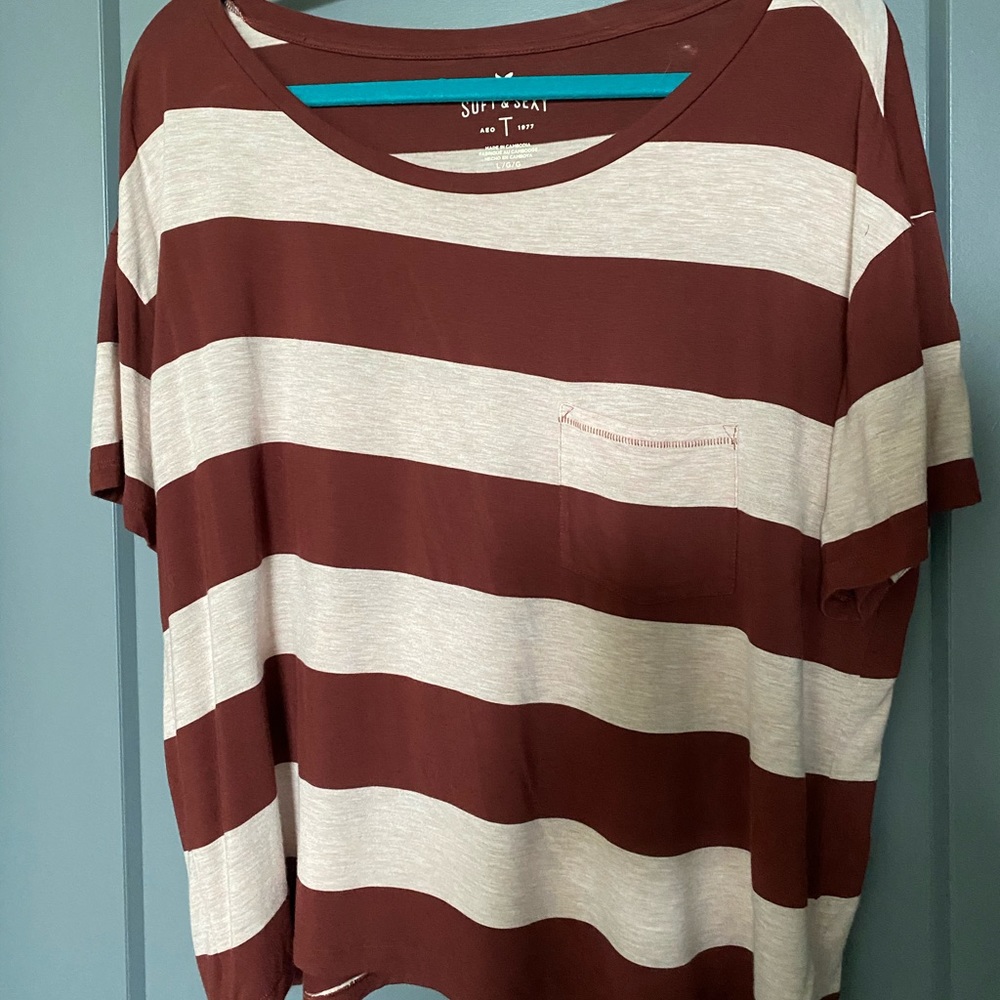American Eagle | maroon Striped Tee